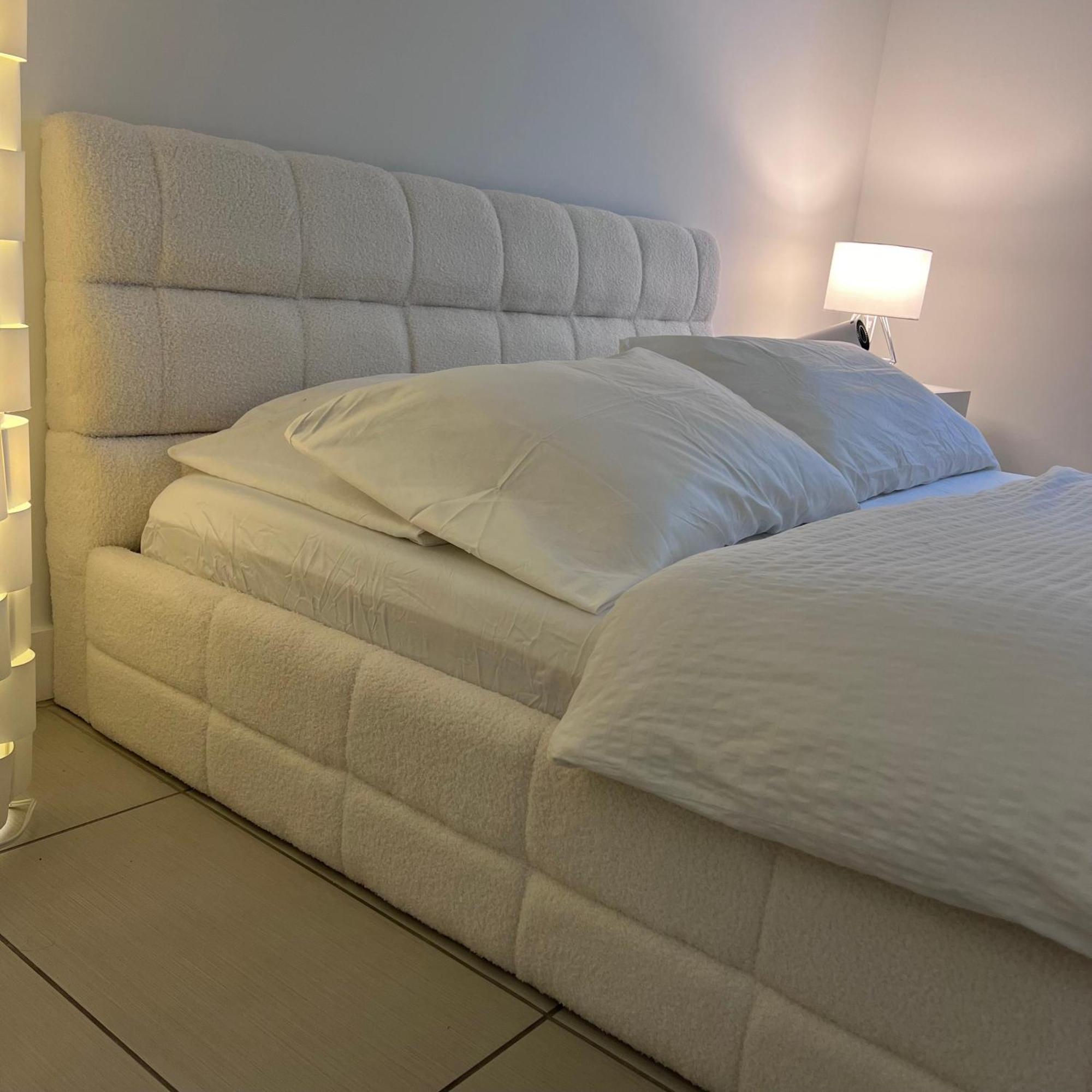 Master Bed Room In Calle Ocho Miami Bagian luar foto